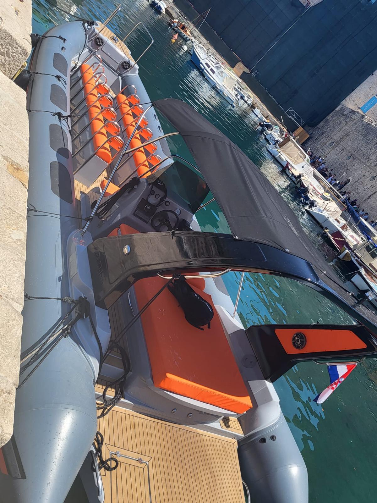 Gumenjak (RIB) — rent in Dubrovnik