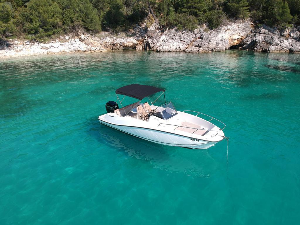 Quicksilver Open 675 — photo 2